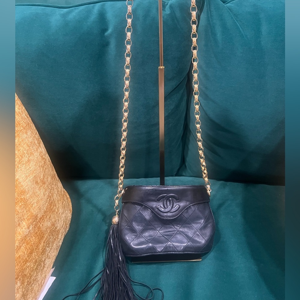 Chanel Black Crossbody Bag with Quilted Leather/Tassel, Chain Strap - Picture 4 of 10
